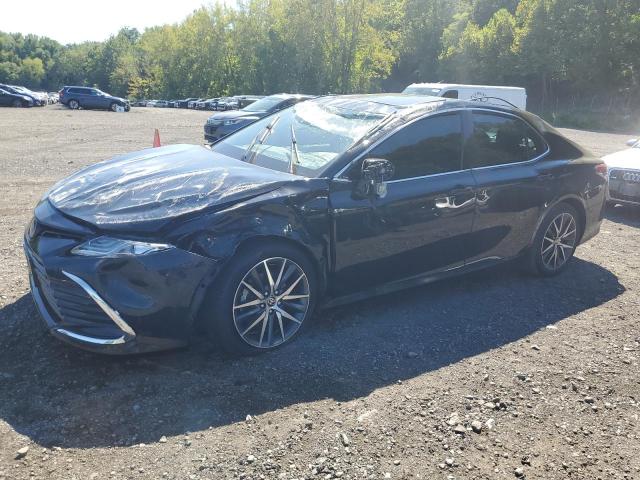 2022 TOYOTA CAMRY XLE, 