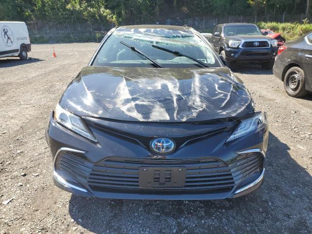 4T1F31AK5NU579263 - 2022 TOYOTA CAMRY XLE BLACK photo 5