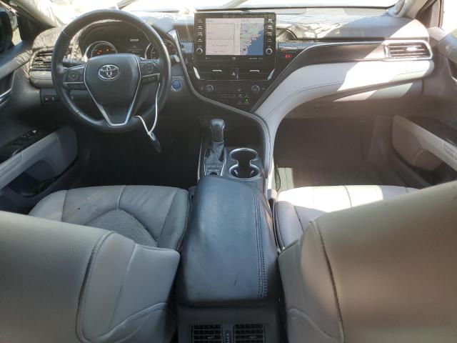 4T1F31AK5NU579263 - 2022 TOYOTA CAMRY XLE BLACK photo 8