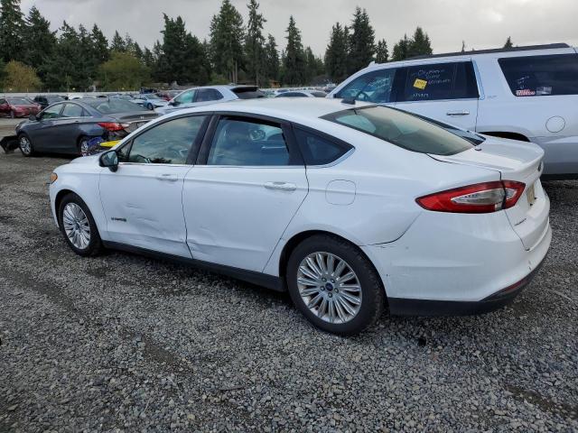 3FA6P0UUXFR143569 - 2015 FORD FUSION S HYBRID WHITE photo 2