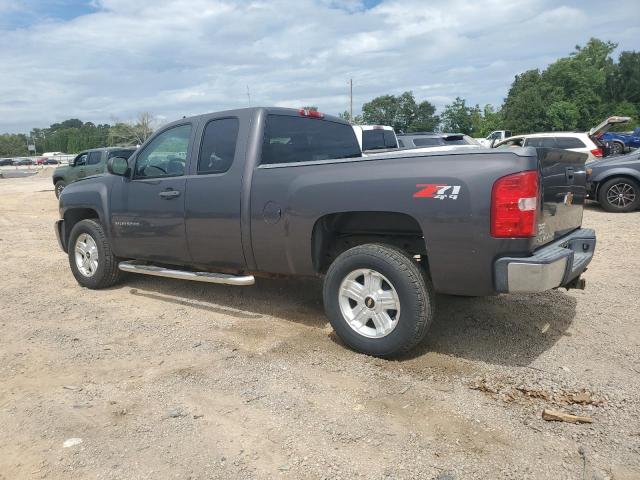 1GCSKSE31AZ195931 - 2010 CHEVROLET SILVERADO K1500 LT GRAY photo 2