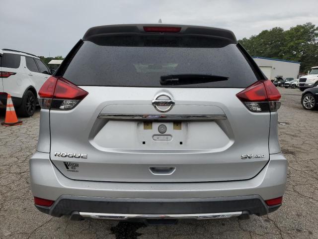 KNMAT2MV4JP581329 - 2018 NISSAN ROGUE S SILVER photo 6