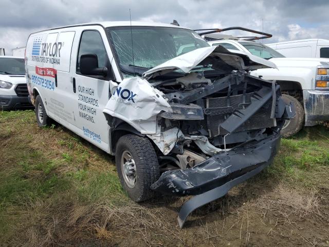 1GCZGGFG1J1339278 - 2018 CHEVROLET EXPRESS G3500 WHITE photo 4