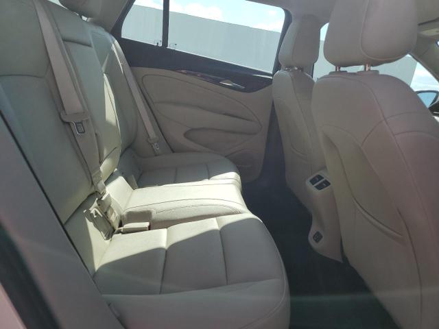 W04GV8SX4J1132113 - 2018 BUICK REGAL TOURX ESSENCE WHITE photo 11