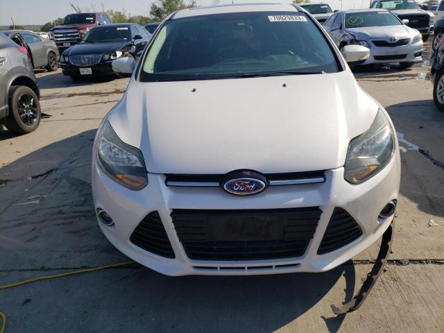 1FADP3N29DL169646 - 2013 FORD FOCUS TITANIUM WHITE photo 5