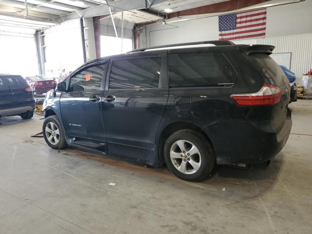 5TDKK3DC7FS624540 - 2015 TOYOTA SIENNA LE BLUE photo 2