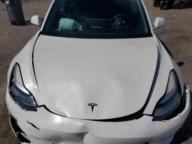 5YJ3E1EAXKF476671 - 2019 TESLA MODEL 3 أبيض صورة 11
