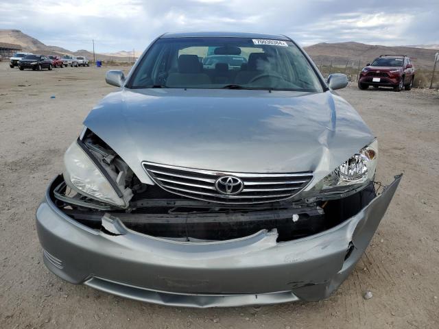 4T1BE32K35U582259 - 2005 TOYOTA CAMRY LE GRAY photo 5