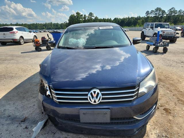 1VWAT7A37FC010221 - 2015 VOLKSWAGEN PASSAT S BLUE photo 5