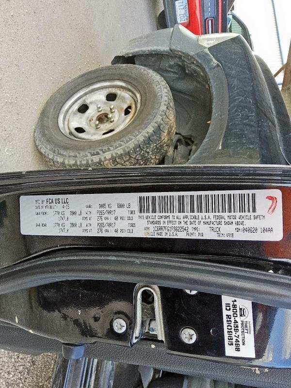 1C6RR7FG1FS622542 - 2015 RAM 1500 ST BLACK photo 13