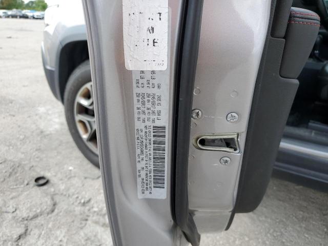 1C4PJMBX5KD460053 - 2019 JEEP CHEROKEE TRAILHAWK SILVER photo 13