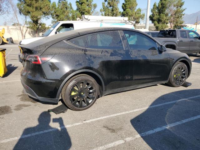 5YJYGDEE6MF067610 - 2021 TESLA MODEL Y BLACK photo 3