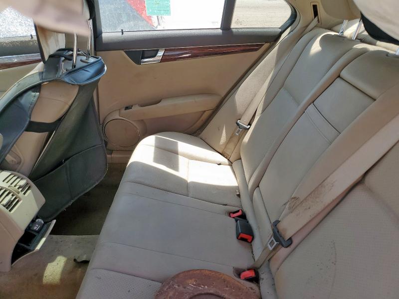 WDDGF8BB6BR176159 - 2011 MERCEDES-BENZ C 300 4MATIC WHITE photo 10