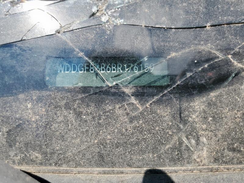 WDDGF8BB6BR176159 - 2011 MERCEDES-BENZ C 300 4MATIC WHITE photo 12