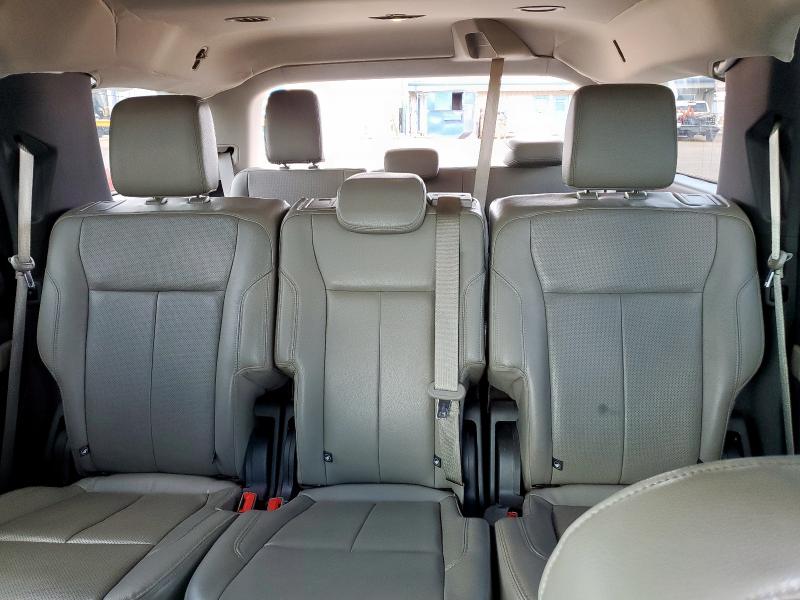 1FMJU1HT1JEA56171 - 2018 FORD EXPEDITION XLT Gümüş fotoğraf 10