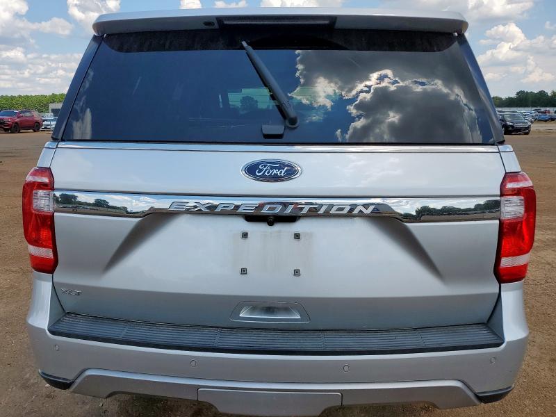 1FMJU1HT1JEA56171 - 2018 FORD EXPEDITION XLT Gümüş fotoğraf 6