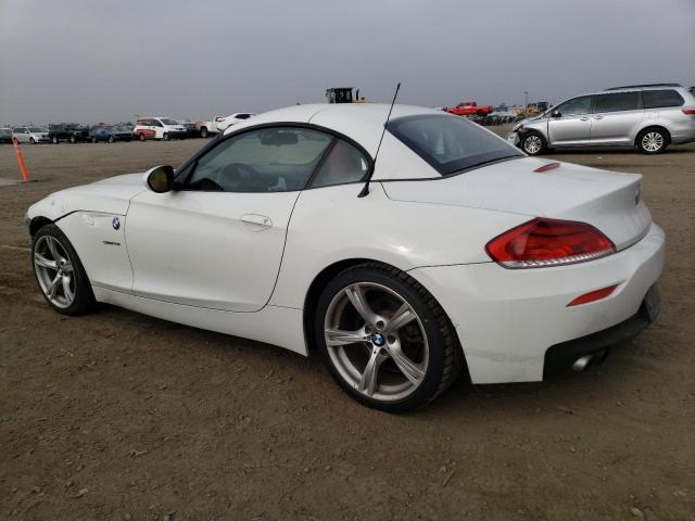 WBALL5C50CJ103293 - 2012 BMW Z4 SDRIVE28I WHITE photo 2