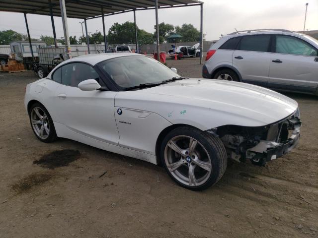 WBALL5C50CJ103293 - 2012 BMW Z4 SDRIVE28I WHITE photo 4