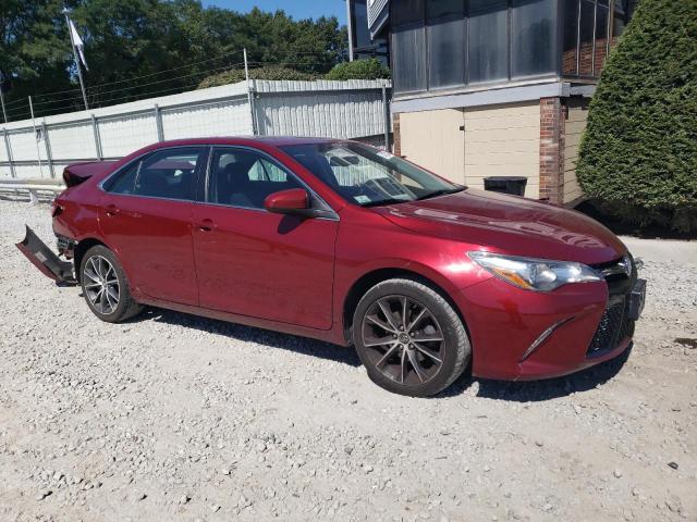 4T1BF1FK7HU708249 - 2017 TOYOTA CAMRY LE RED photo 4