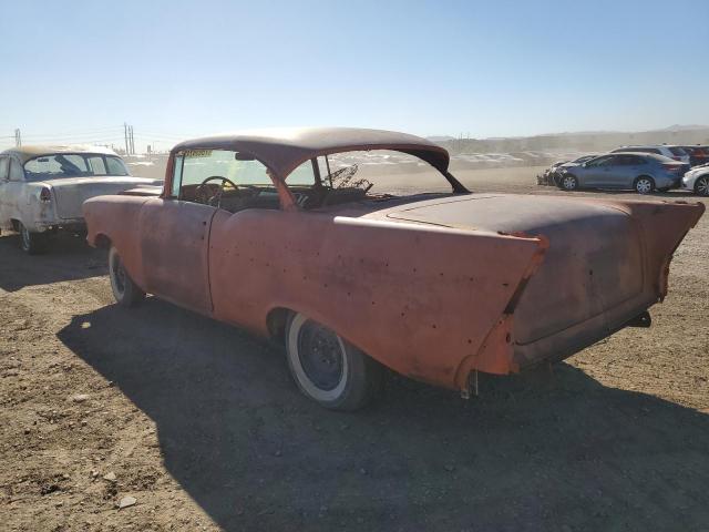 VC57L154585 - 1957 CHEVROLET BEL AIR BROWN photo 2