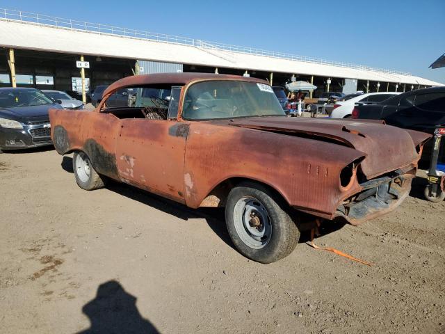 VC57L154585 - 1957 CHEVROLET BEL AIR BROWN photo 4