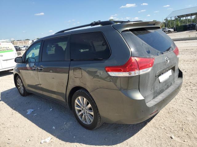 5TDDK3DC3BS005212 - 2011 TOYOTA SIENNA XLE GRAY photo 2