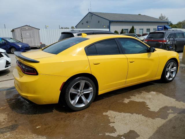 2C3CDXHG5HH504132 - 2017 DODGE CHARGER SXT YELLOW photo 3