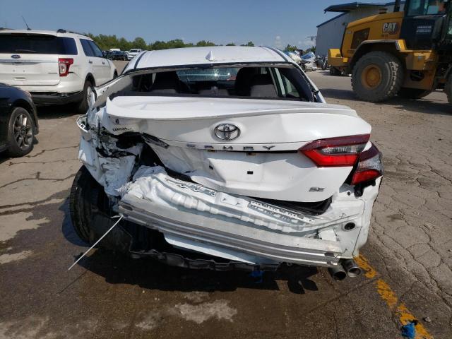 4T1G11AK2PU813811 - 2023 TOYOTA CAMRY SE NIGHT SHADE WHITE photo 6