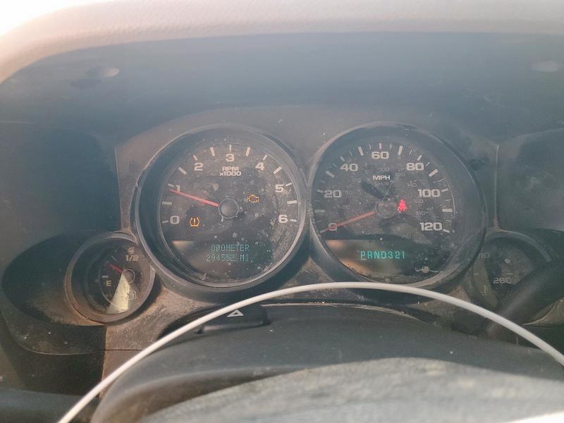 1GCEC14X77Z622918 - 2007 CHEVROLET SILVERADO C1500 CLASSIC WHITE photo 9