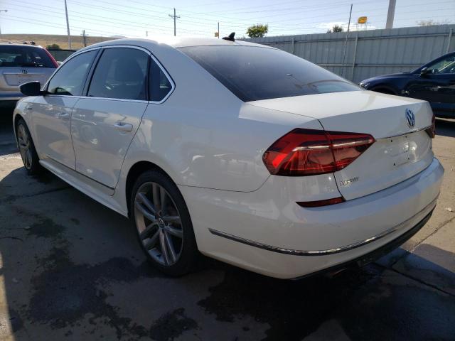 1VWDT7A30HC064704 - 2017 VOLKSWAGEN PASSAT R-LINE Weiß Foto 2