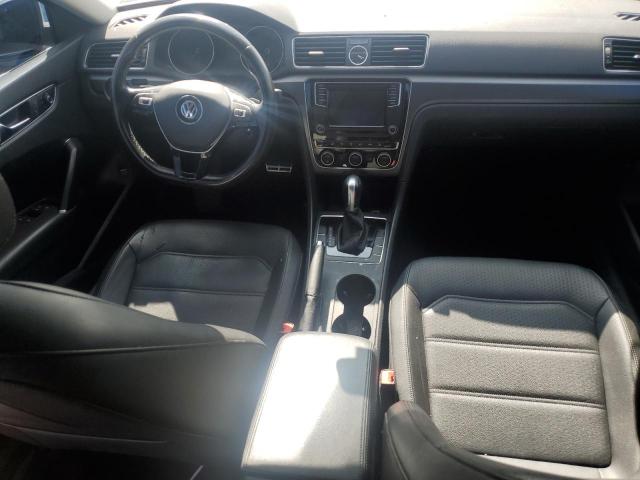 1VWDT7A30HC064704 - 2017 VOLKSWAGEN PASSAT R-LINE Weiß Foto 8