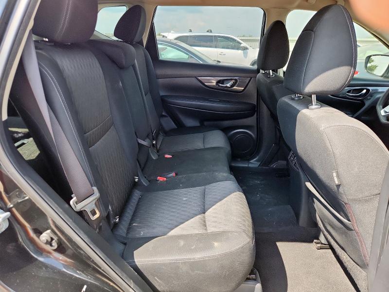 KNMAT2MT5HP616758 - 2017 NISSAN ROGUE S BLACK photo 10