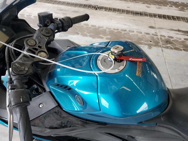 MH3RH18Y9MK007346 - 2021 YAMAHA YZFR3 A TEAL photo 8