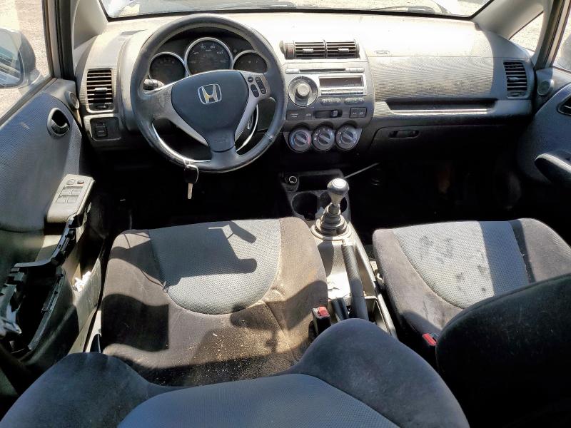 JHMGD37668S055484 - 2008 HONDA FIT SPORT SILVER photo 8