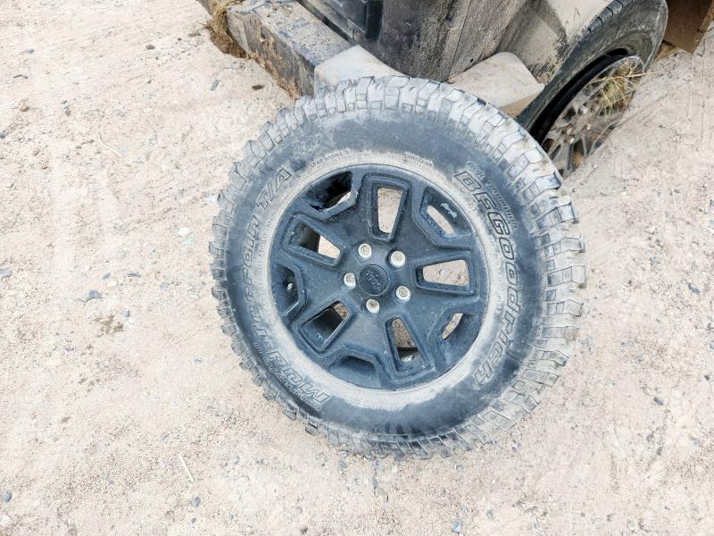 1C4BJWDGXGL286626 - 2016 JEEP WRANGLER U SPORT Grafit foto 13