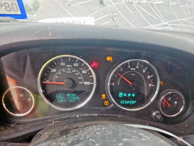 1C4BJWDGXGL286626 - 2016 JEEP WRANGLER U SPORT Grafit foto 9