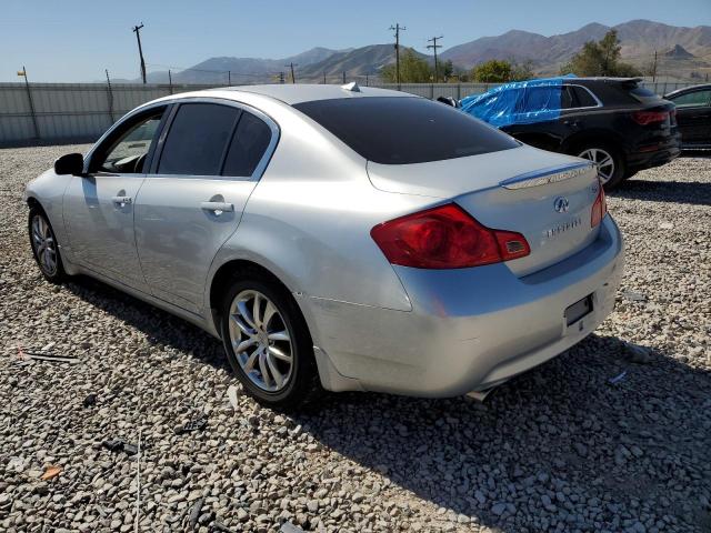 JNKBV61EX8M221437 - 2008 INFINITI G35 SILVER photo 2