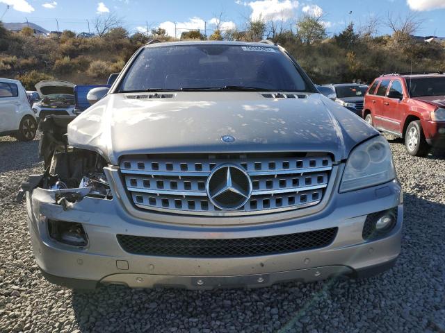 4JGBB75E26A030213 - 2006 MERCEDES-BENZ ML 500 SILVER photo 5