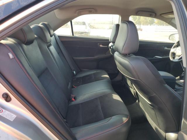 4T1BF1FK3FU079330 - 2015 TOYOTA CAMRY LE SILVER photo 10