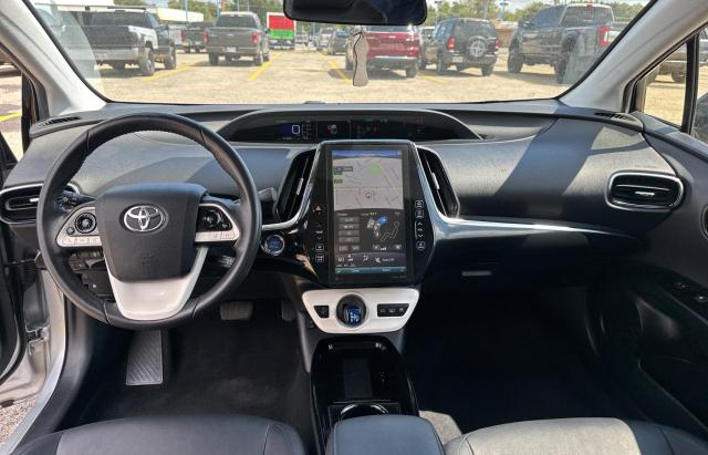 JTDKARFP7J3088527 - 2018 TOYOTA PRIUS PRIM 银色 照片 9