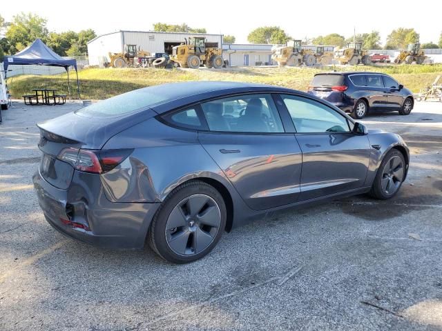 5YJ3E1EA1NF288819 - 2022 TESLA MODEL 3 GRAY photo 3