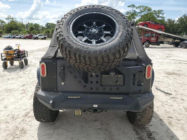 1J4BA5H10AL144027 - 2010 JEEP WRANGLER U SAHARA BLACK photo 6