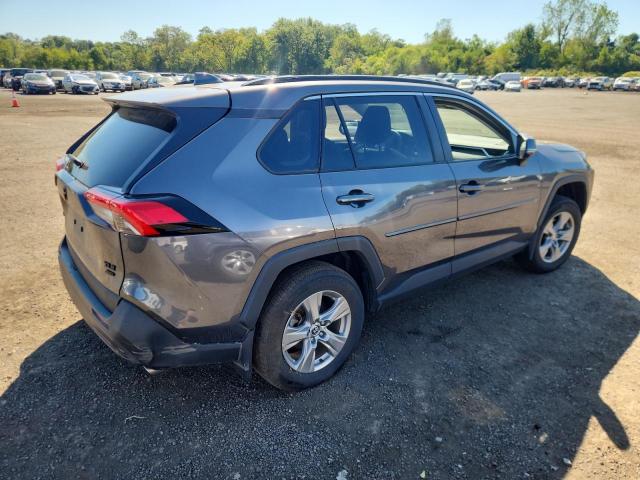 2T3P1RFVXRC395222 - 2024 TOYOTA RAV4 XLE 灰色 照片 3