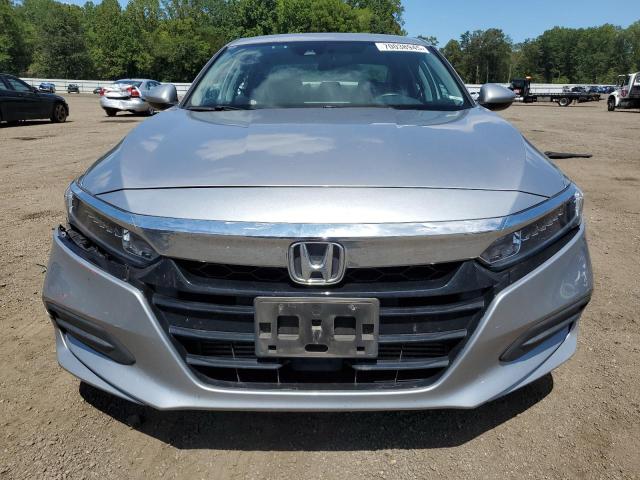 1HGCV1F17JA105233 - 2018 HONDA ACCORD LX SILVER photo 5