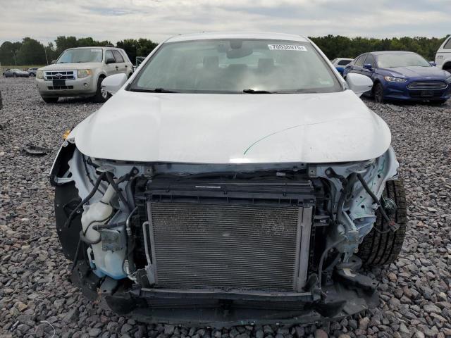 1G4ZP5SS1HU144669 - 2017 BUICK LACROSSE ESSENCE Blanco foto 5