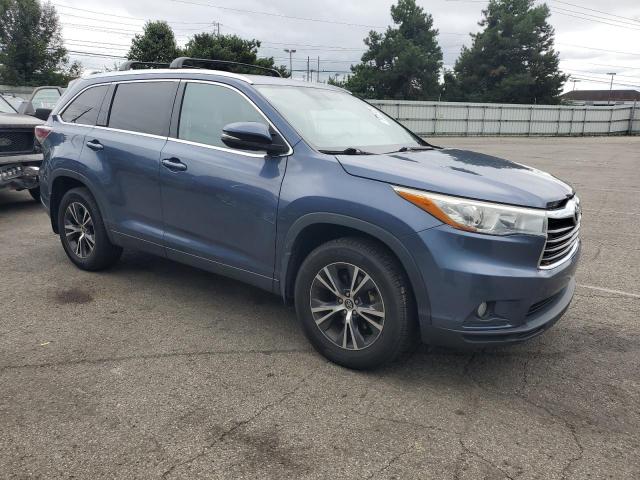 5TDJKRFH6GS301671 - 2016 TOYOTA HIGHLANDER XLE BLUE photo 4
