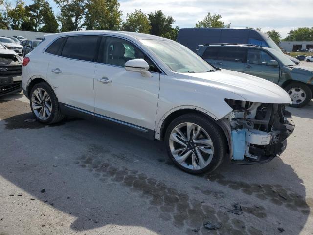2LMTJ8LP4GBL61113 - 2016 LINCOLN MKX RESERVE WHITE photo 4