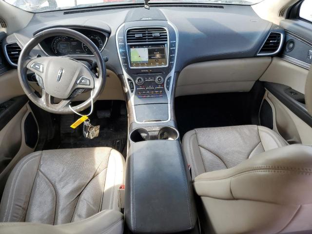 2LMTJ8LP4GBL61113 - 2016 LINCOLN MKX RESERVE WHITE photo 8