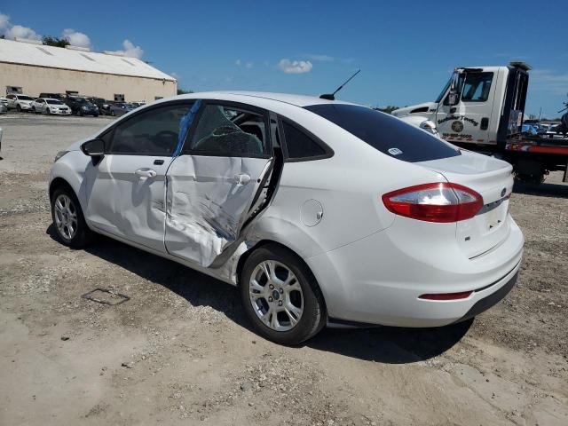 3FADP4BJ6FM213427 - 2015 FORD FIESTA SE WHITE photo 2