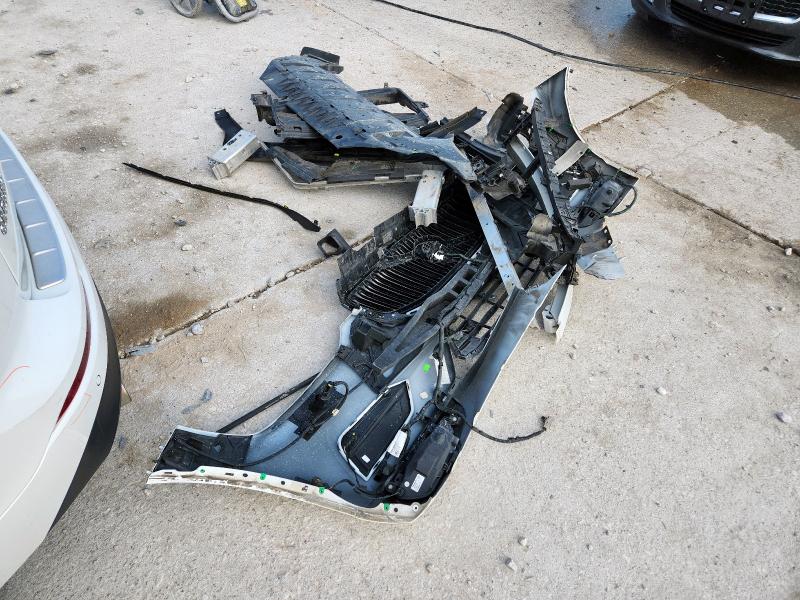 YV4A22RK4K1309737 - 2019 VOLVO XC60 T6 WHITE photo 13